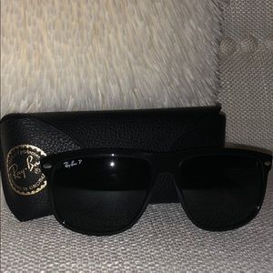 RAY BAN *POLARIZED* 4147 Remix Sunglasses